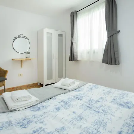 Casa Angeles 3 *